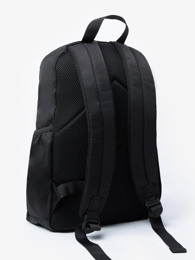 Men's black bag.