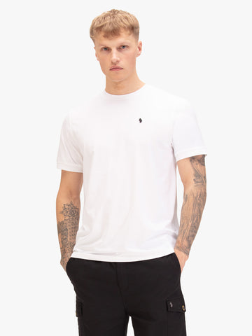 Men's white t-shirt with crew neck and short sleeves, worn by a model, front view