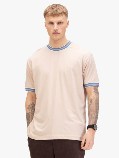 Men's beige t-shirt with crew neck and short sleeves.