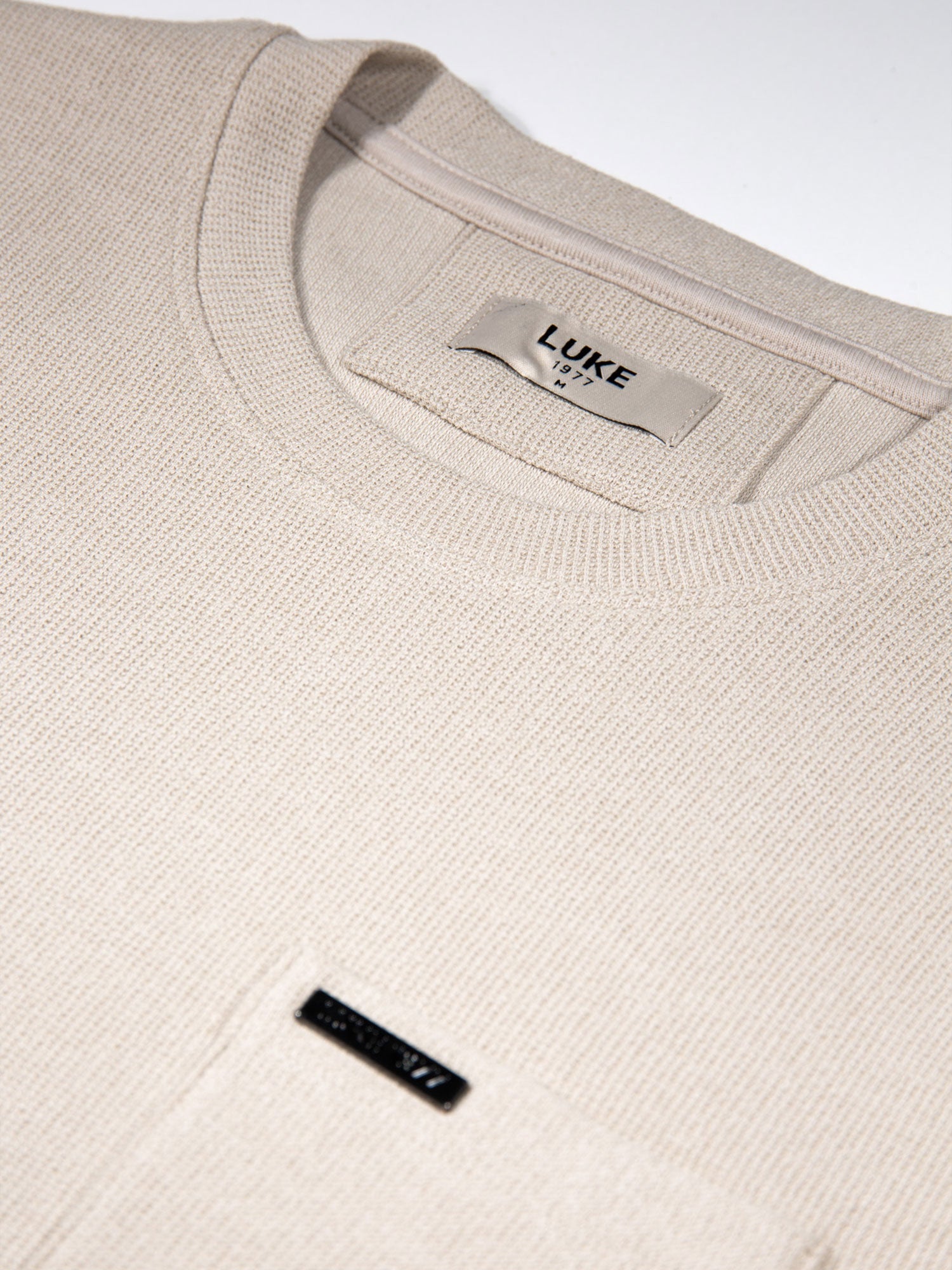 KATO TEXTURED POCKET T-SHIRT
