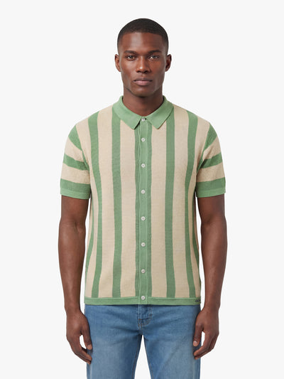 Men's green knitted polo with polo collar, front view