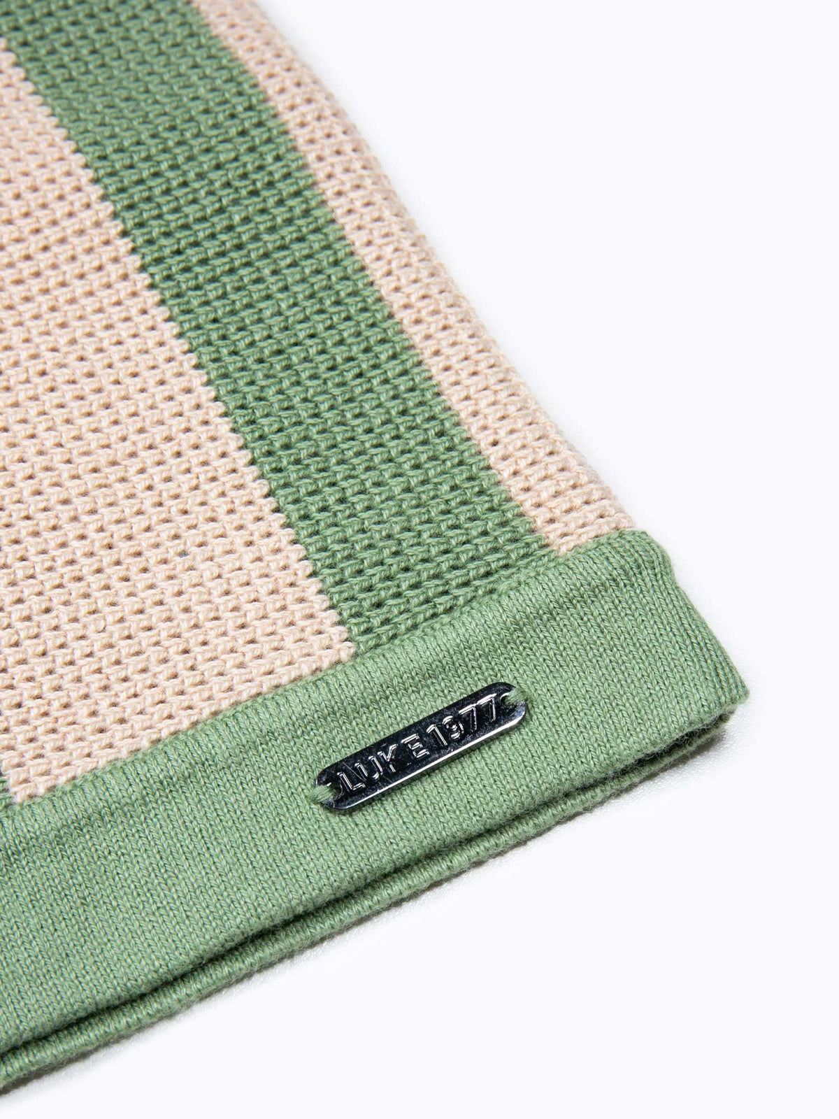 Men's green knitted polo with polo collar, detail view 4