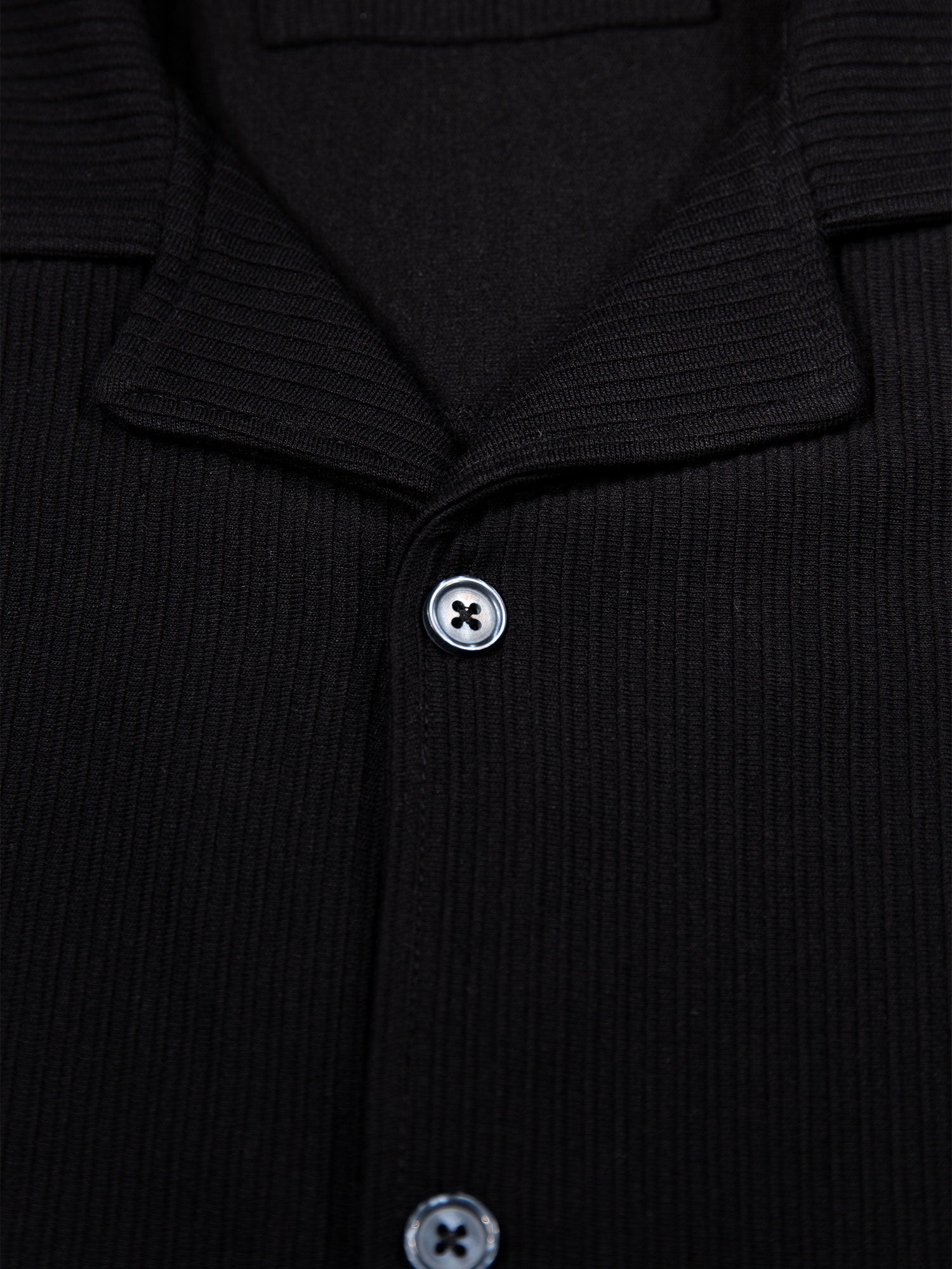 GWITHIAN RIBBED TEXTURED SHORT SLEEVE SHIRT