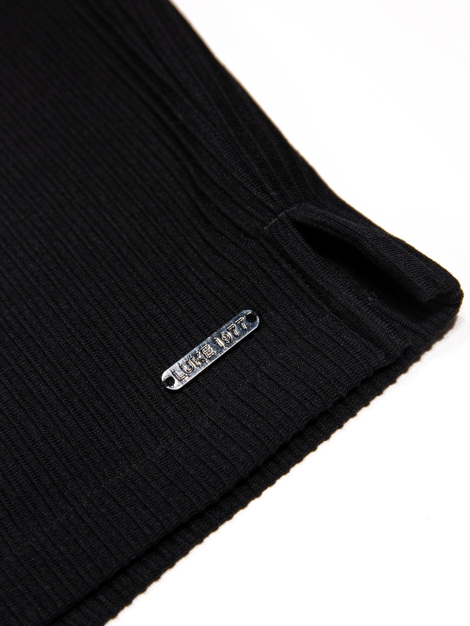 GWITHIAN RIBBED TEXTURED SHORT SLEEVE SHIRT