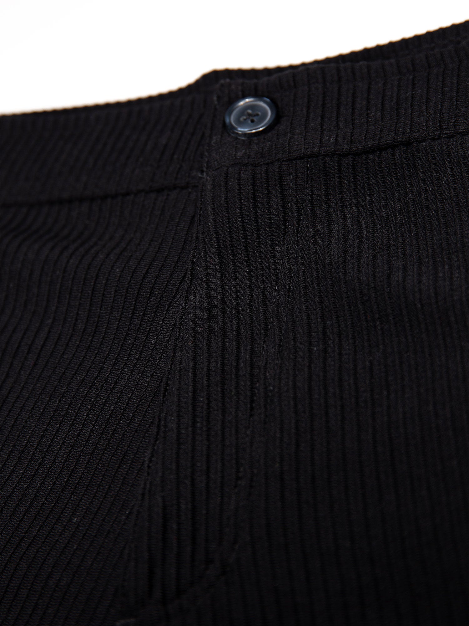 HELSTON RIBBED TEXTURED SHORTS