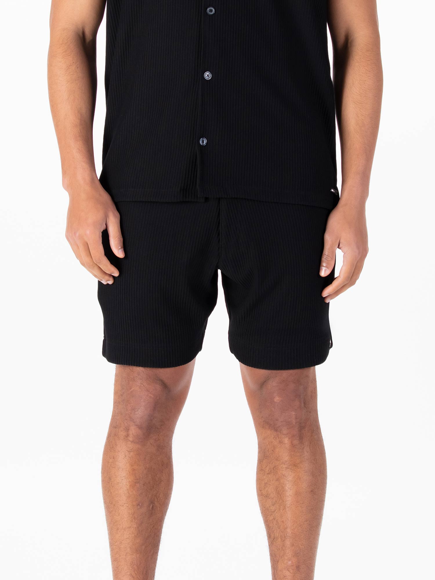 HELSTON RIBBED TEXTURED SHORTS