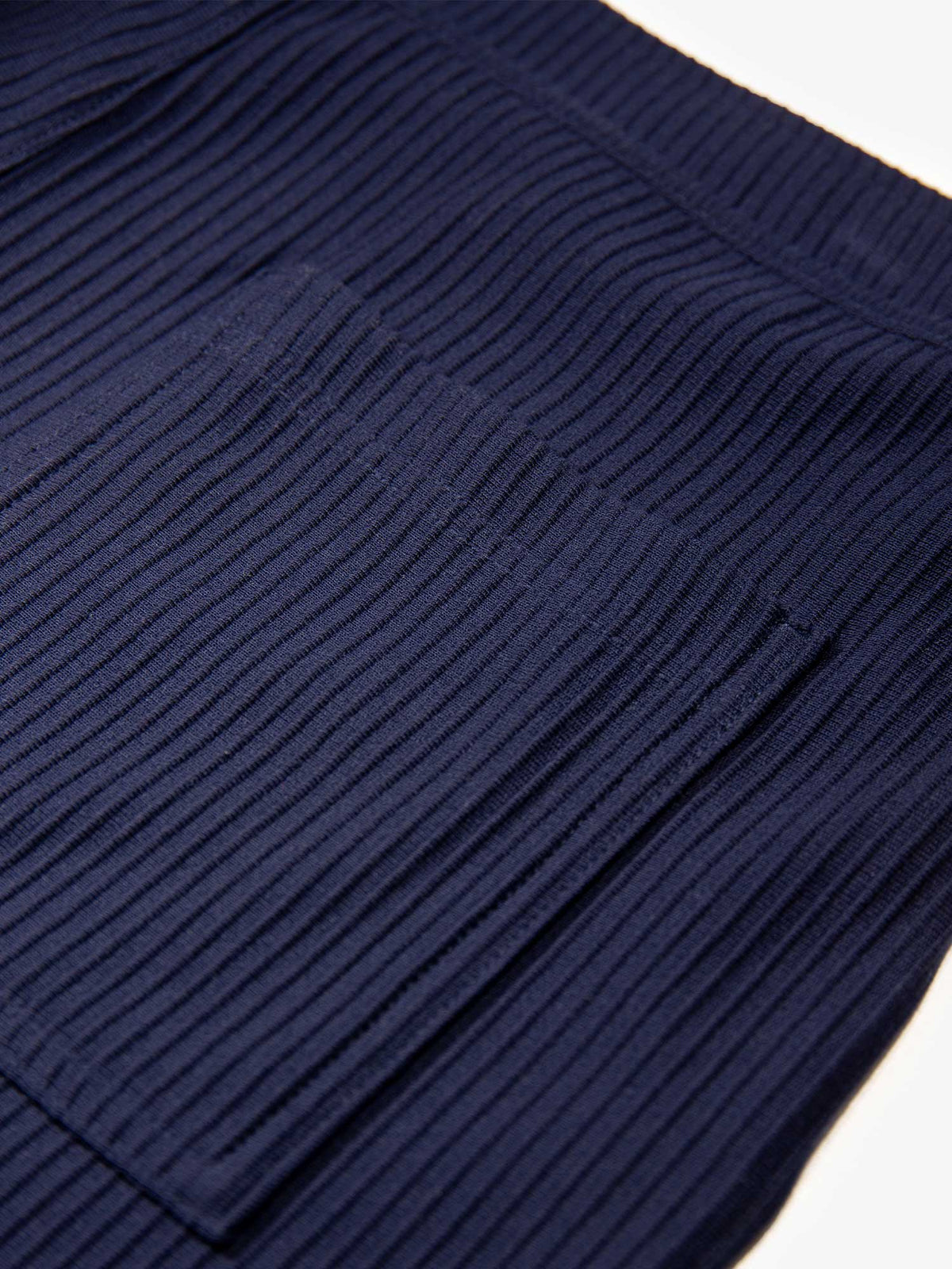 Men's navy shorts with drawstring waistband, detail view 3