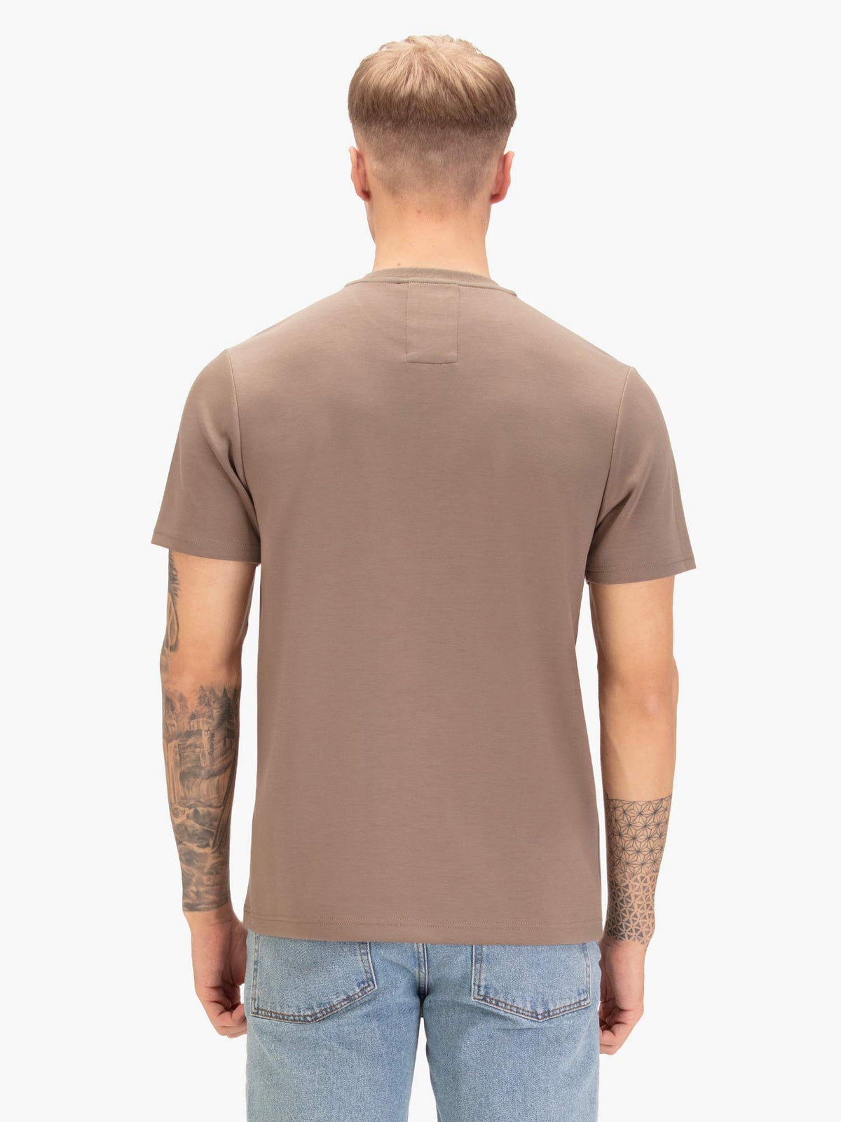 AWESTRUCK MODAL HEAVYWEIGHT T-SHIRT