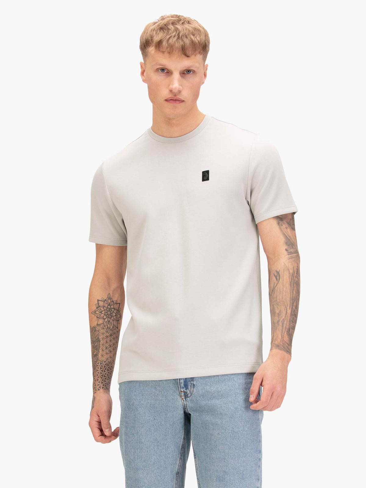 AWESTRUCK MODAL HEAVYWEIGHT T-SHIRT