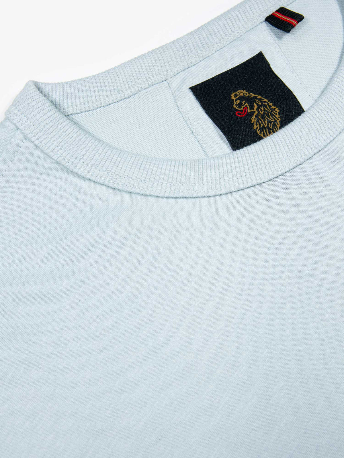Men's blue-1 t-shirt with crew neck and short sleeves, detail view