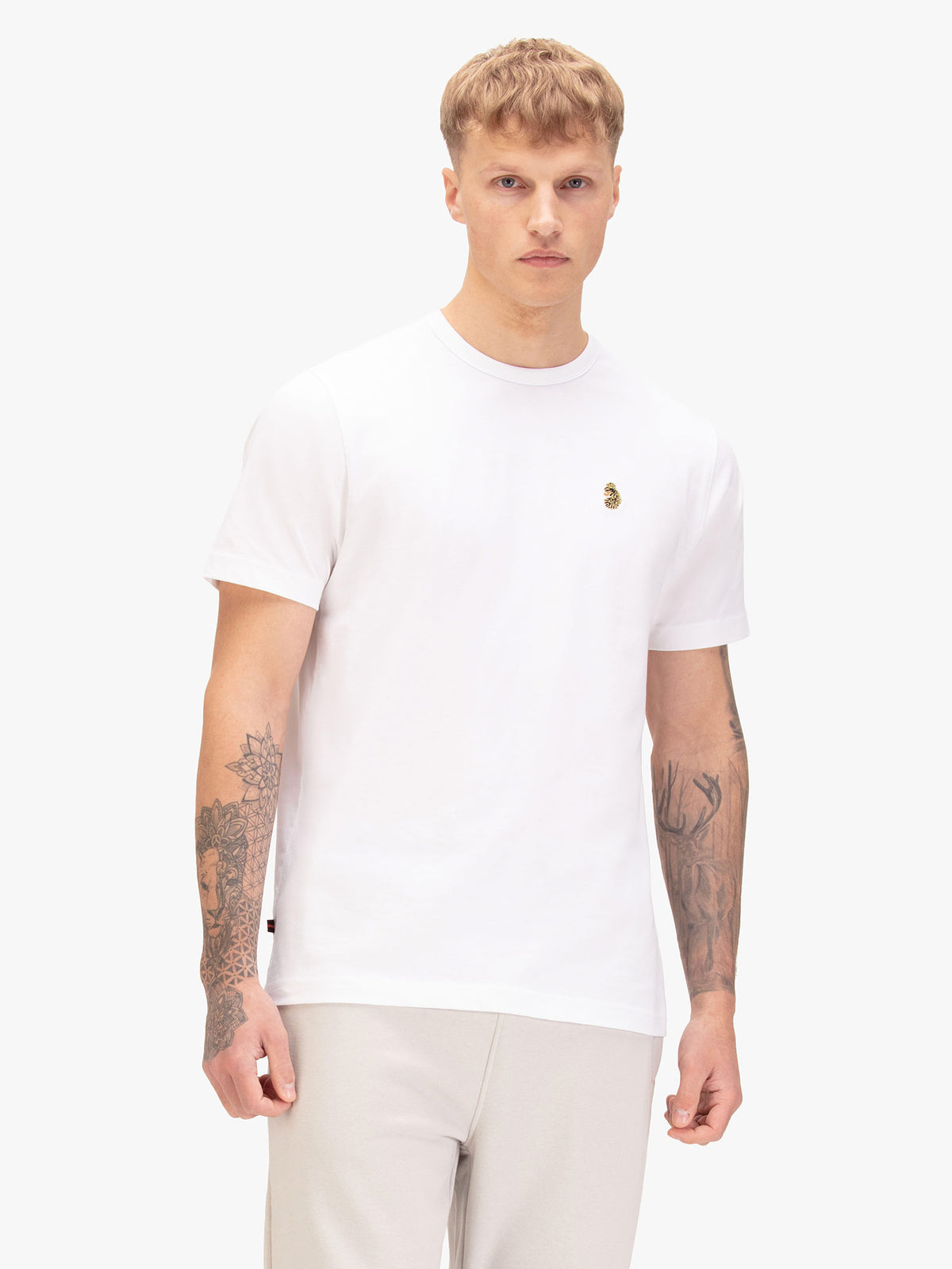 Men's white t-shirt with crew neck and short sleeves, worn by a model, front view