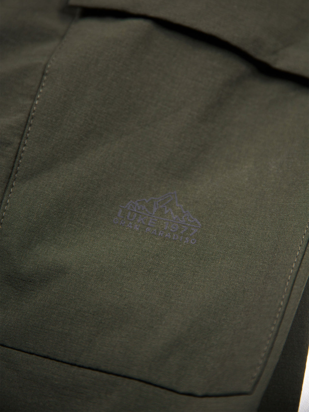 COGNE QUARTER ZIP SWEATSHIRT