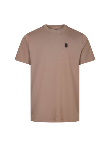 Men's relaxed-fit brown t-shirt with crew neck and short sleeves, front view