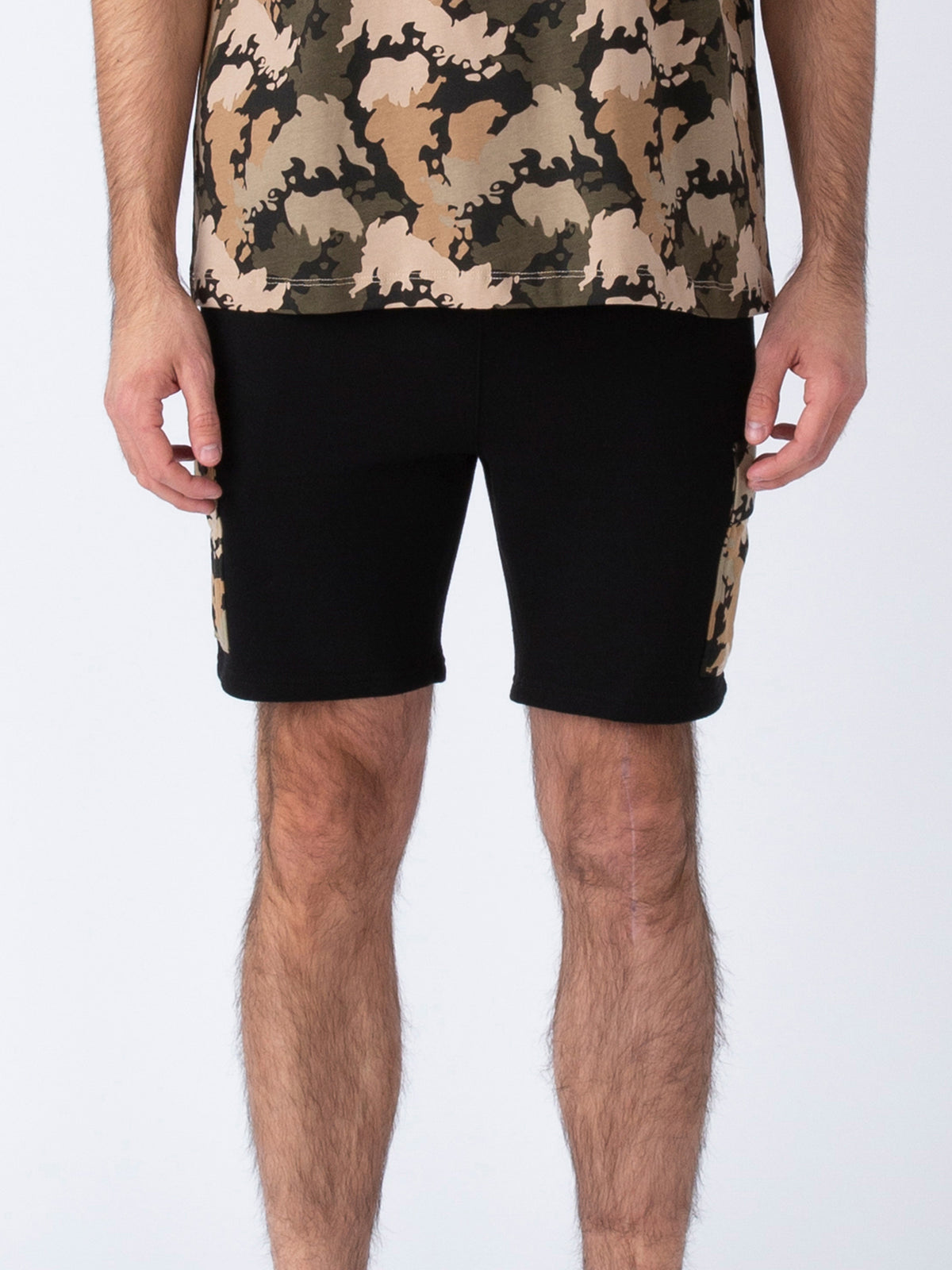 ACTIVE SWEAT SHORTS