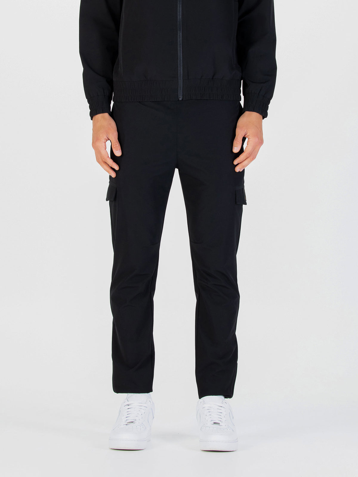 Semantic Pocket Detail Cargo Trousers - Black
