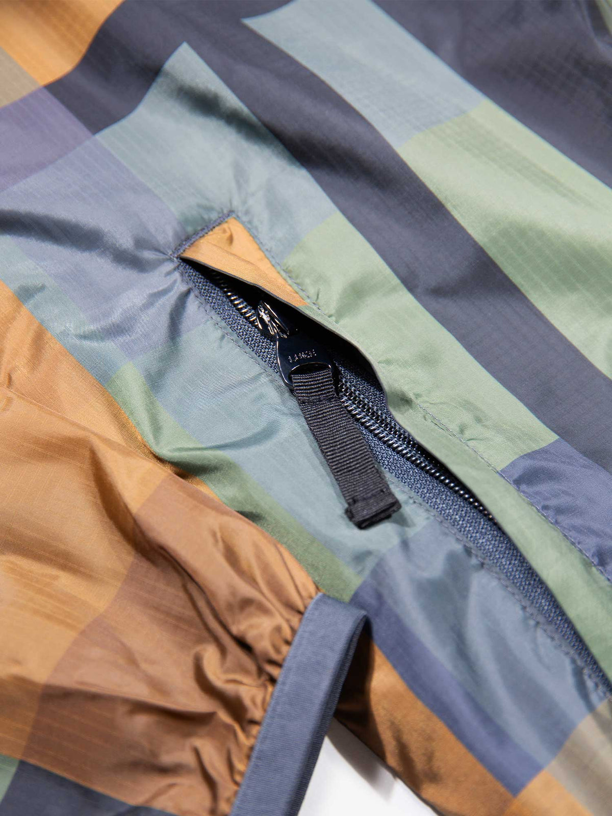 GARNEDD 2500 HOODED JACKET