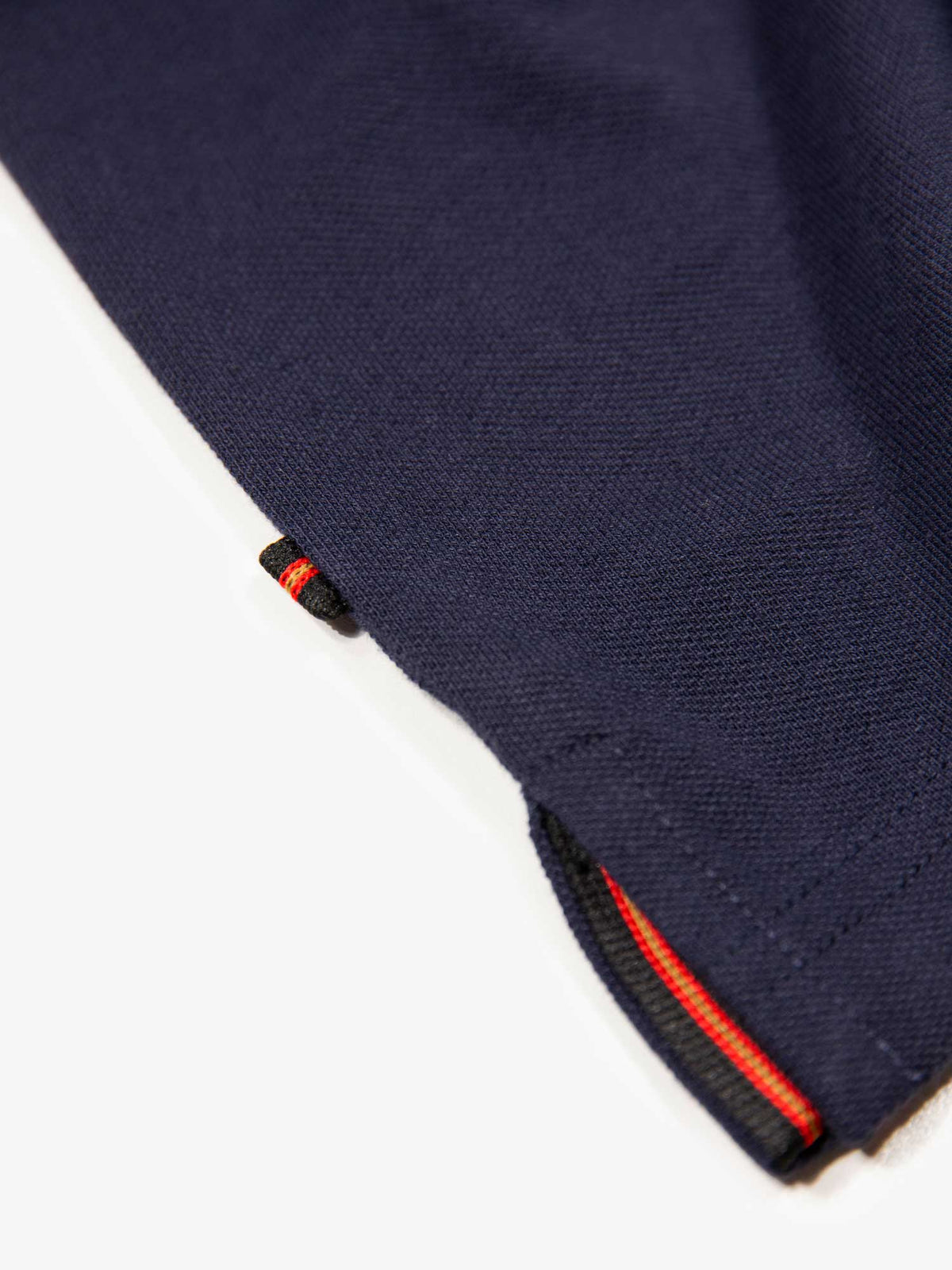 Men's navy polo shirt with polo collar, detail view 4