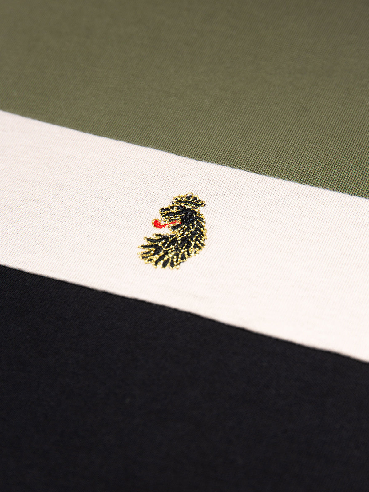 Men's black t-shirt with crew neck and short sleeves, detail view 3