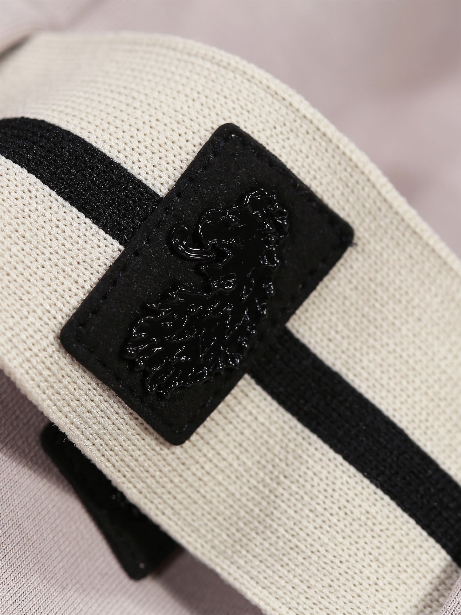 FORTITUDE DETACHABLE TAPE SWEATSHIRT