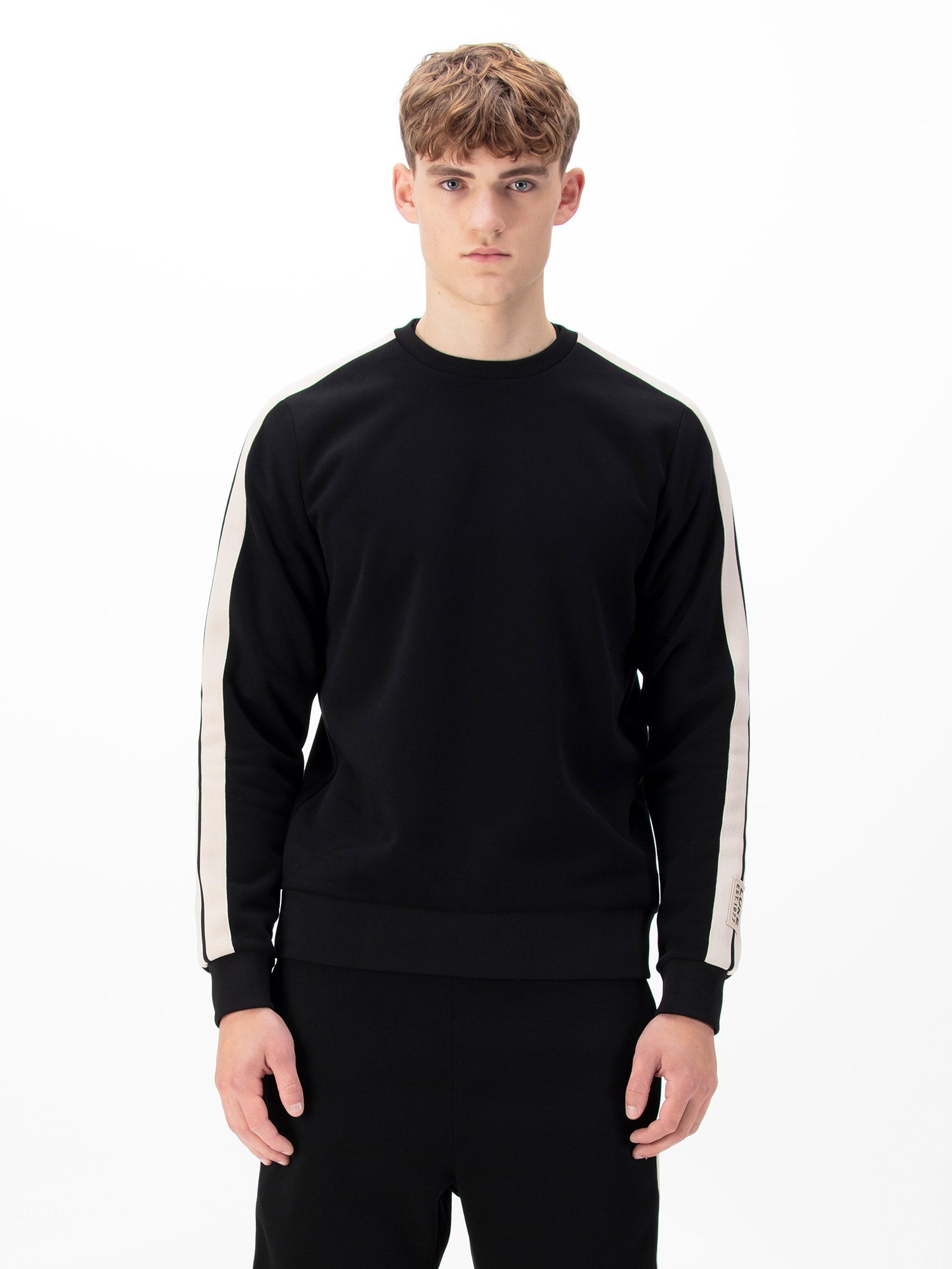 MASSACHUSETTS TAPE DETAIL SWEATSHIRT