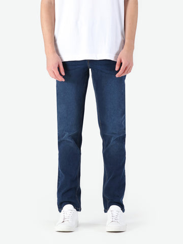 Men's blue jeans.