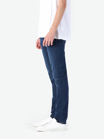 Men's blue jeans.