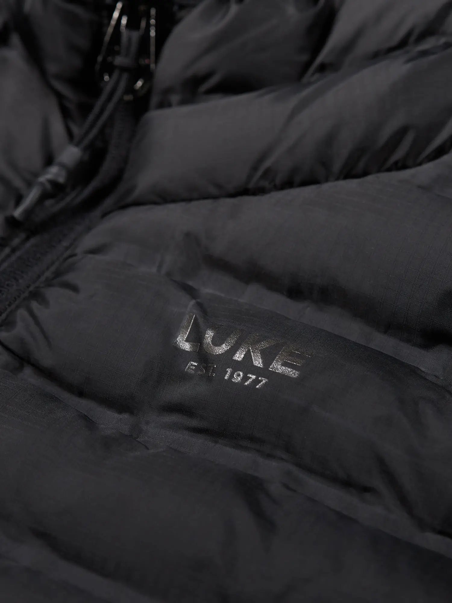 NEW WORLDY HOODED JACKET