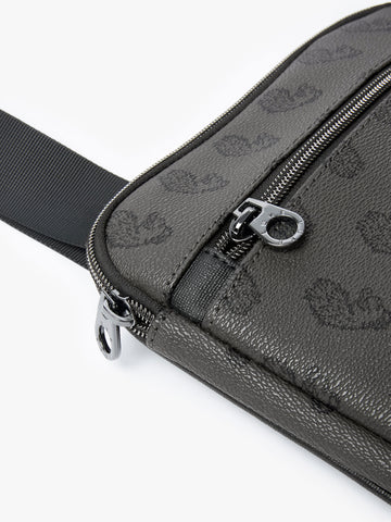 Men's black bag.
