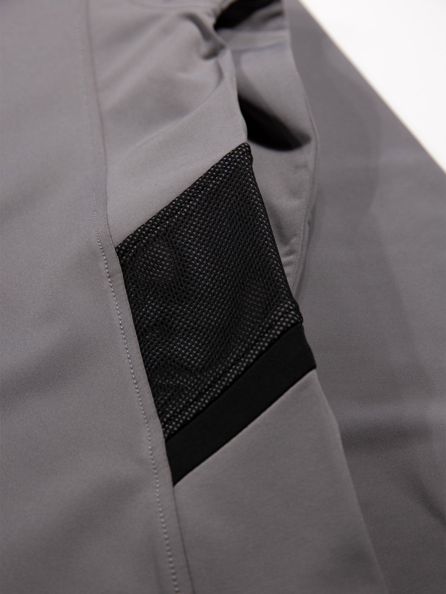 LOCK OUT 1000 QUARTER ZIP PERFORMANCE SWEATSHIRT