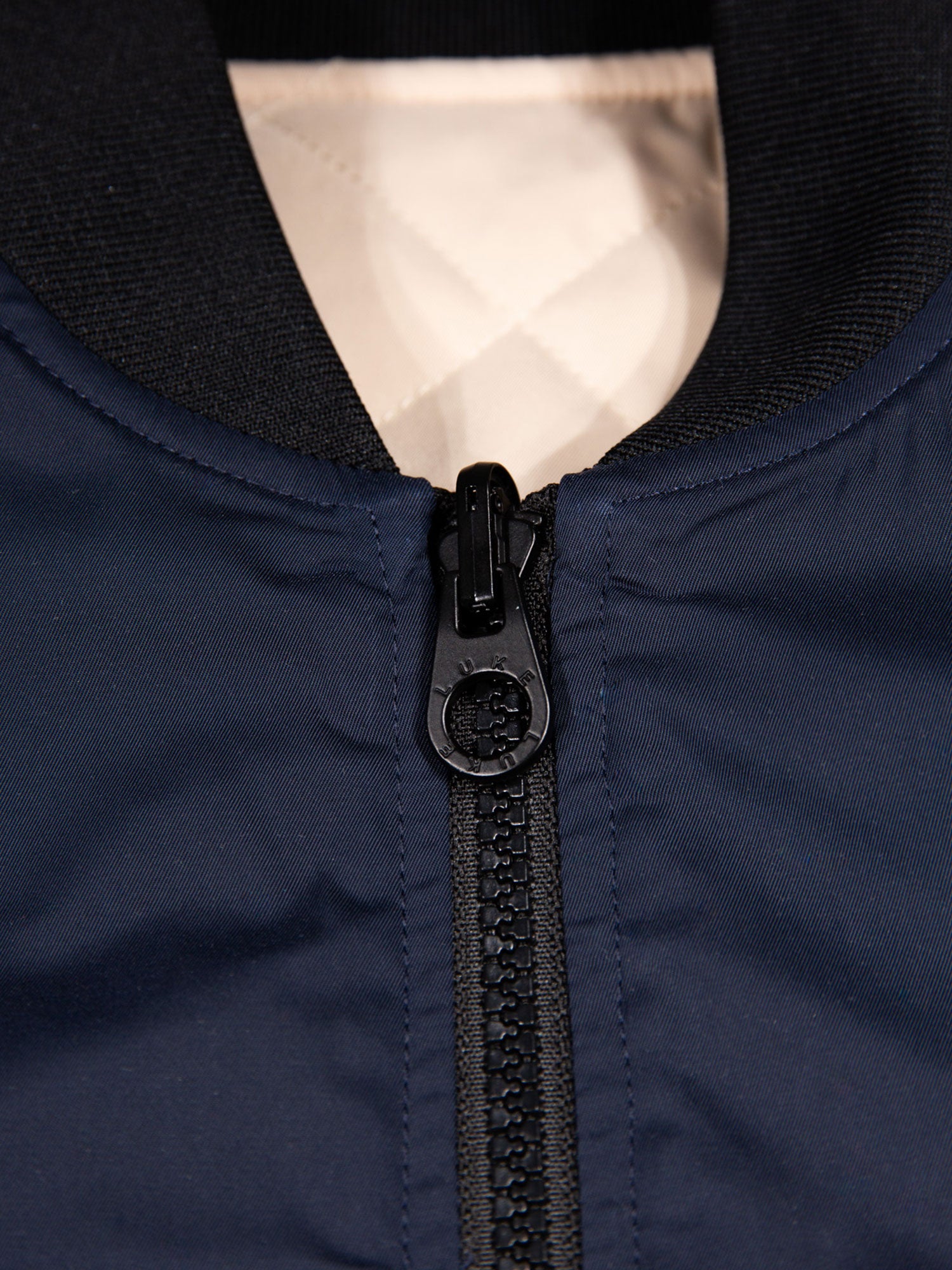 HEFEI REVERSIBLE GILET