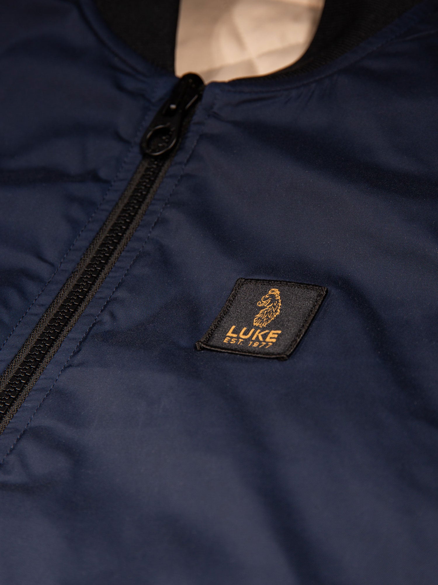 HEFEI REVERSIBLE GILET