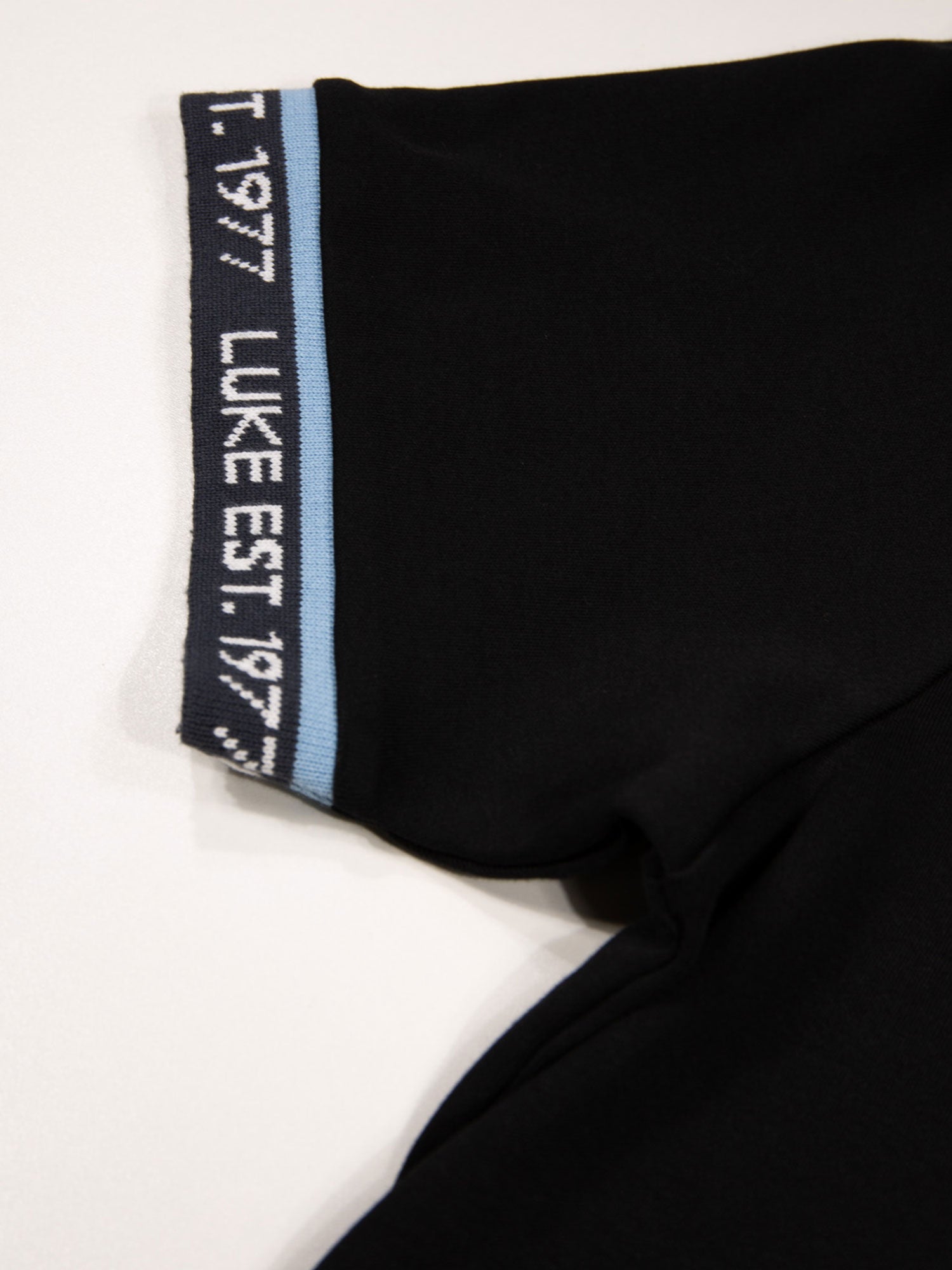 NELSON CONTRAST CUFF T-SHIRT