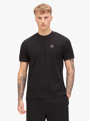 Men's black t-shirt with crew neck and short sleeves, front view