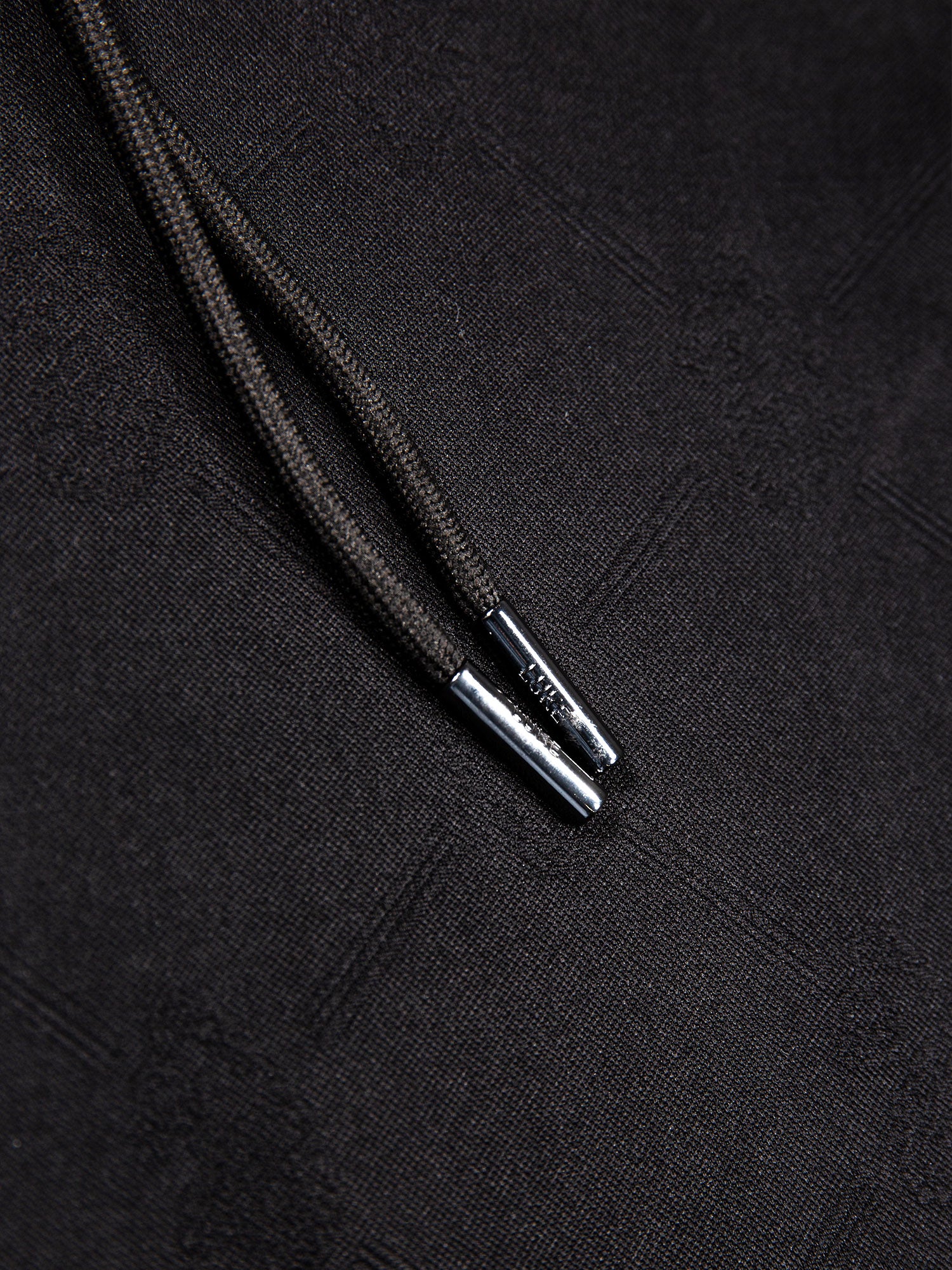 PHOENIX TEXTURED SHORTS