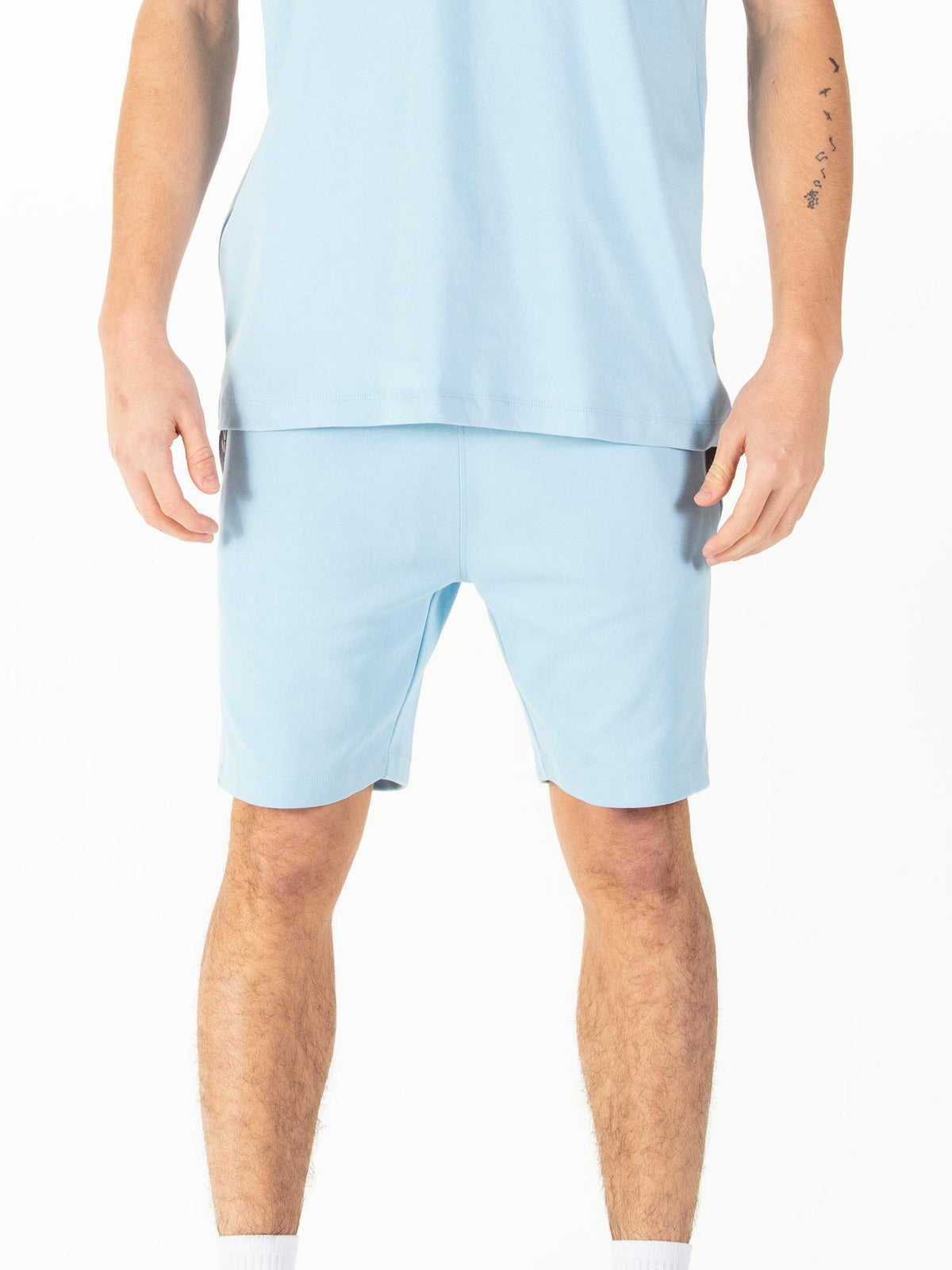 REID TEXT DETAIL SHORTS