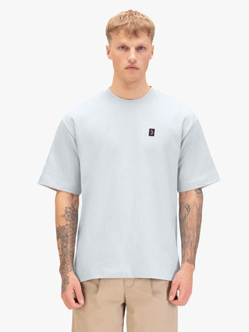 Men's relaxed-fit blue t-shirt with crew neck and short sleeves, front view