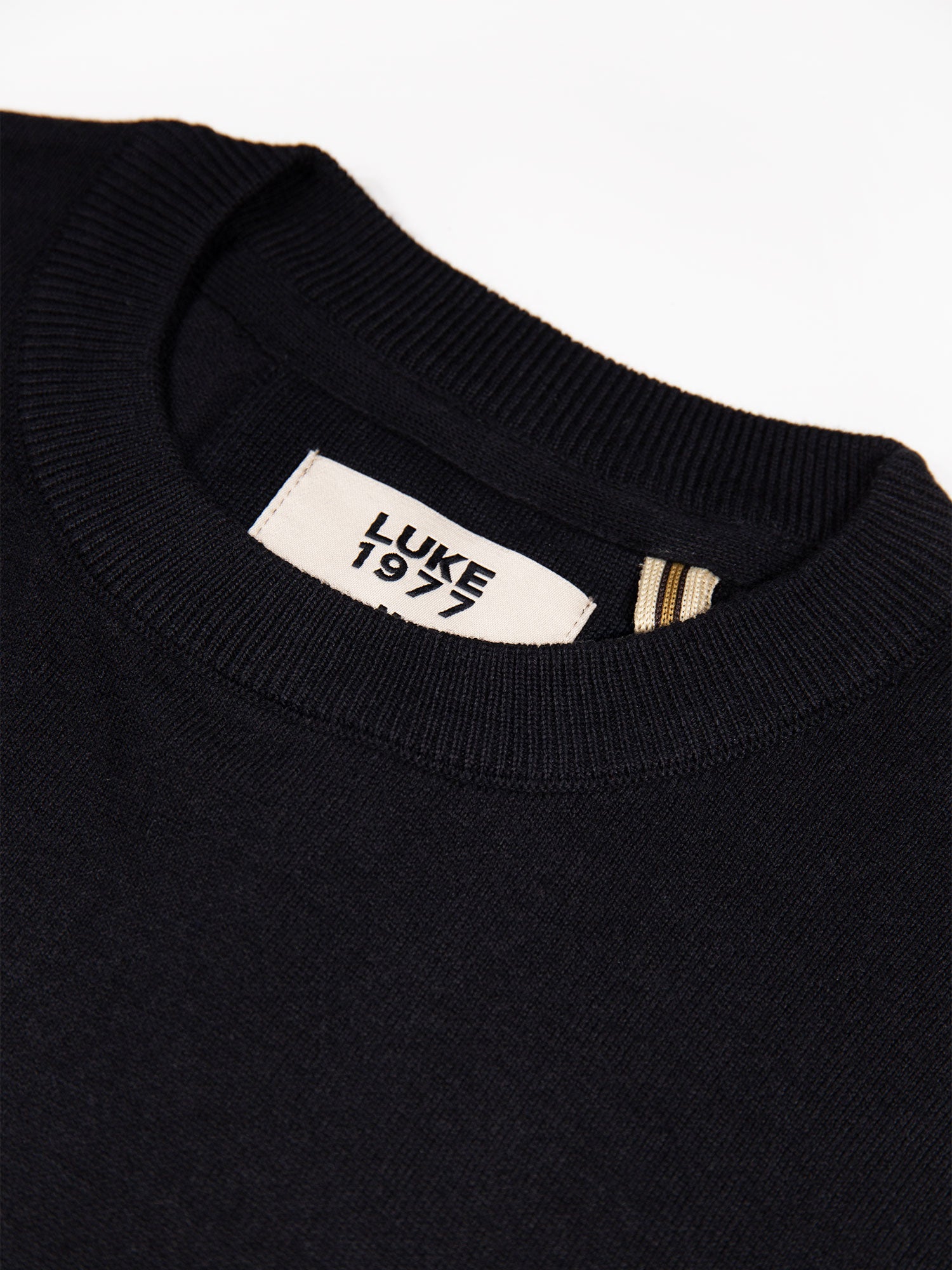 NOAH 1000 CREW NECK KNITTED JUMPER
