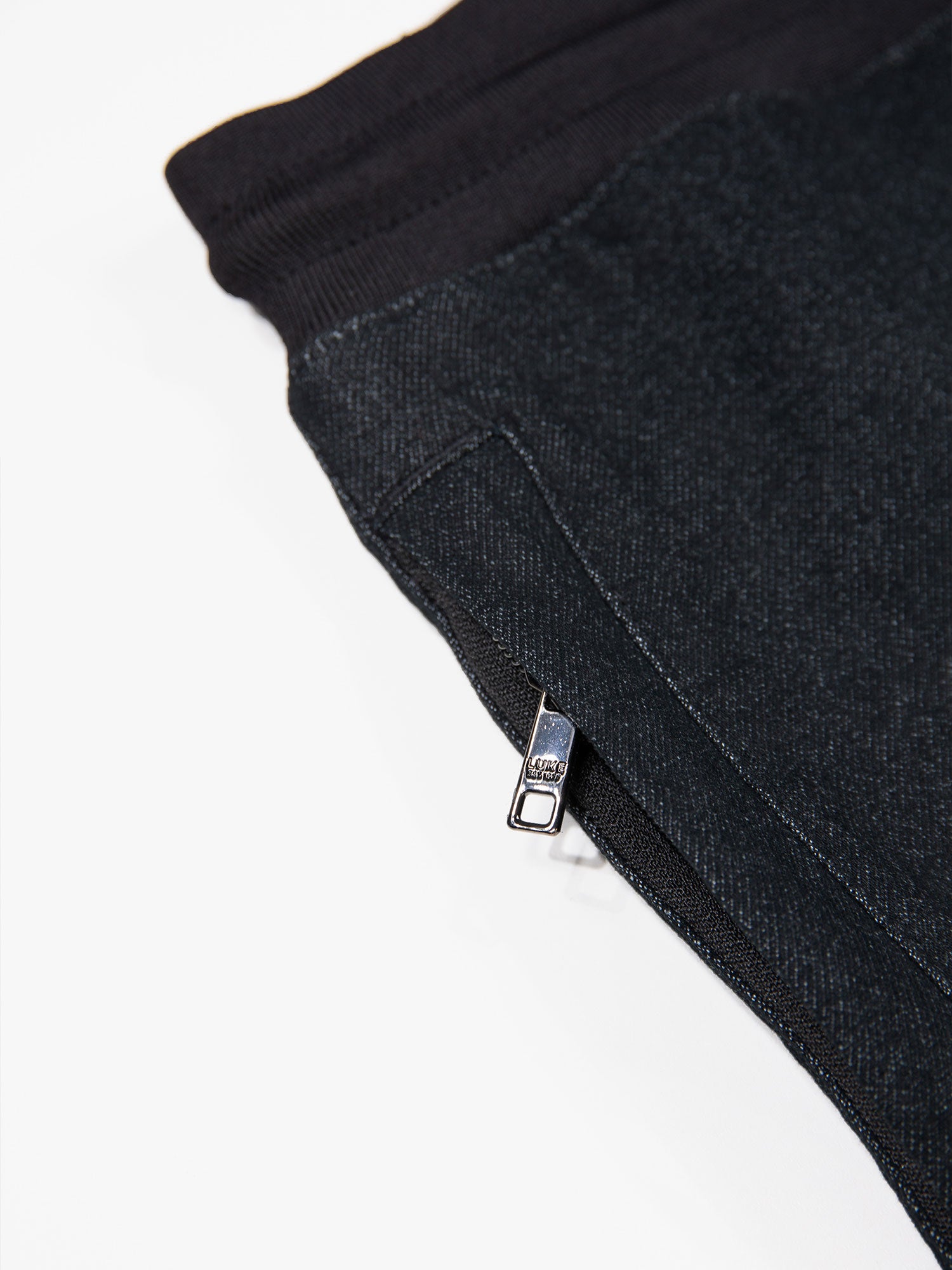 DOWEL CARPENTER JOGGERS