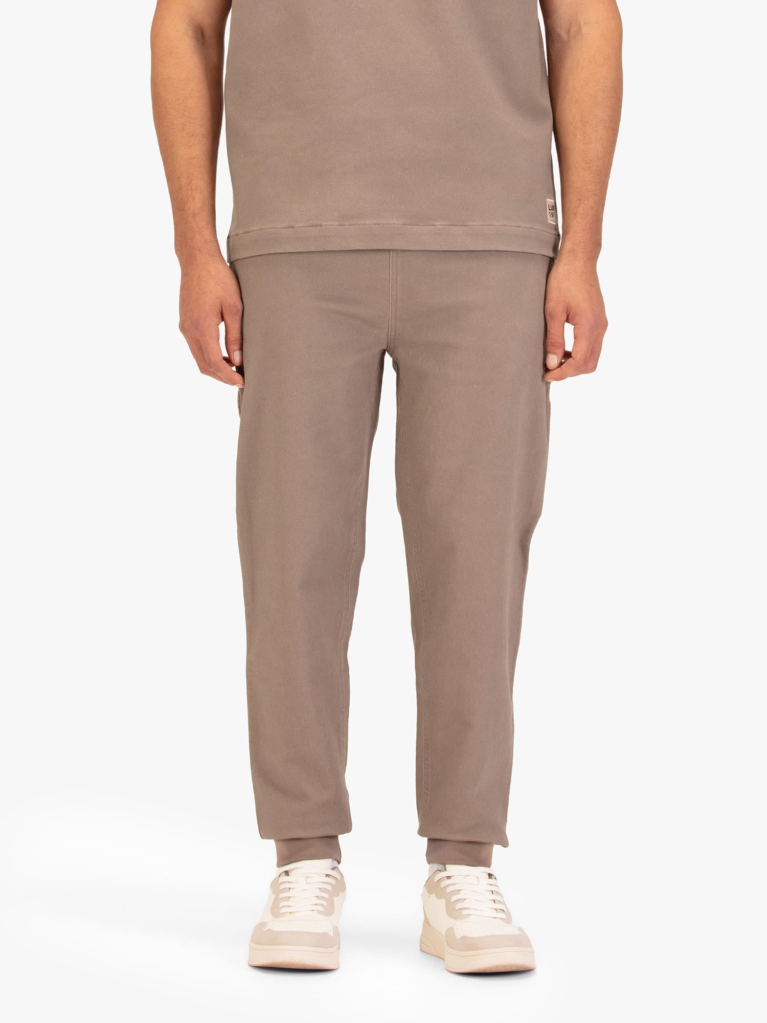 DOWEL CARPENTER JOGGERS