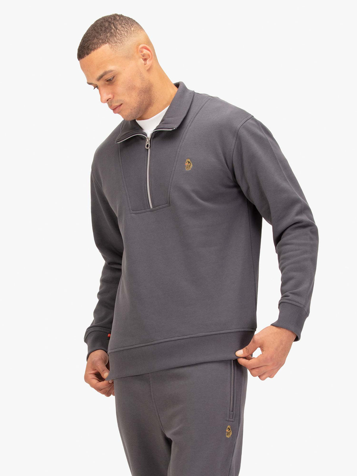 JAN JOSE QUARTER ZIP COLLAR SWEATSHIRT