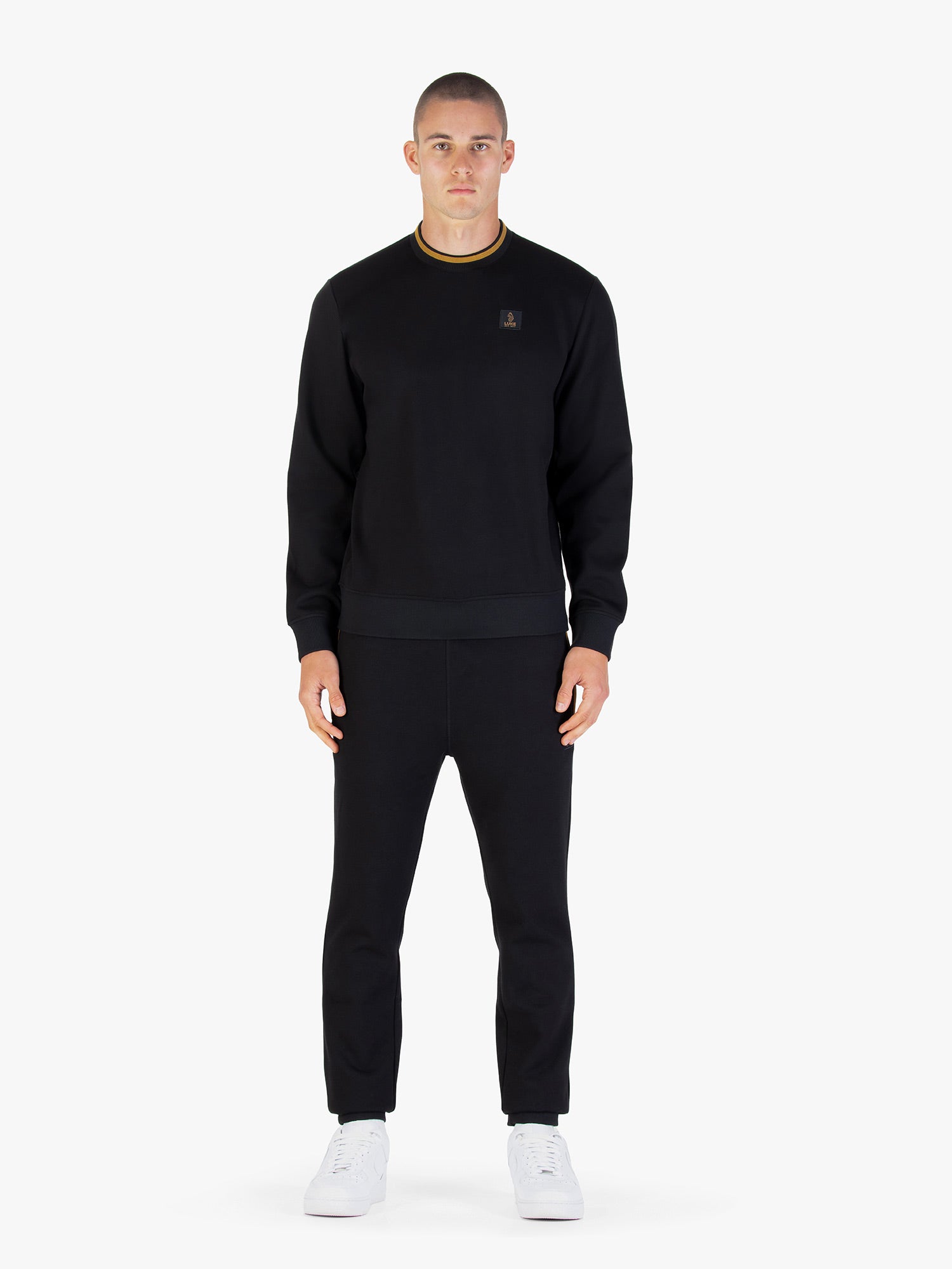 MAKATI SWEAT TRACKSUIT