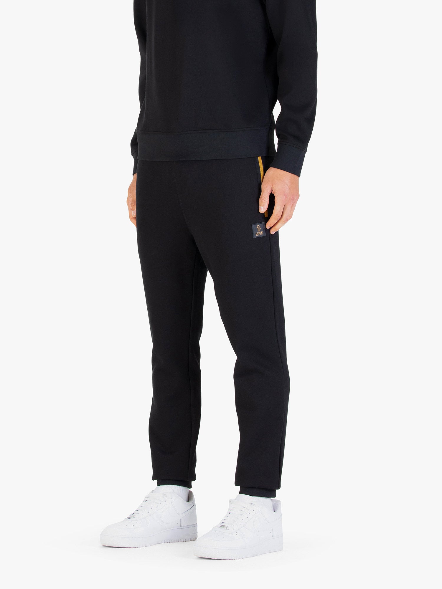 MAKATI CUFFED JOGGERS