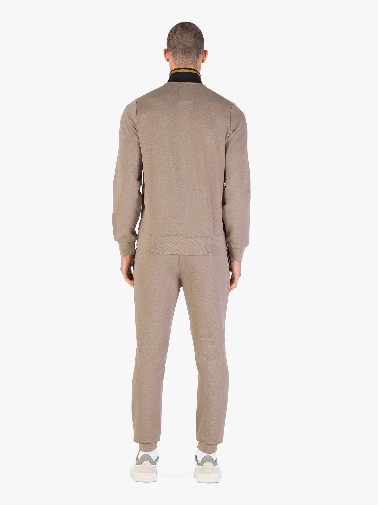 MAKATI FUNNEL SWEAT TRACKSUIT