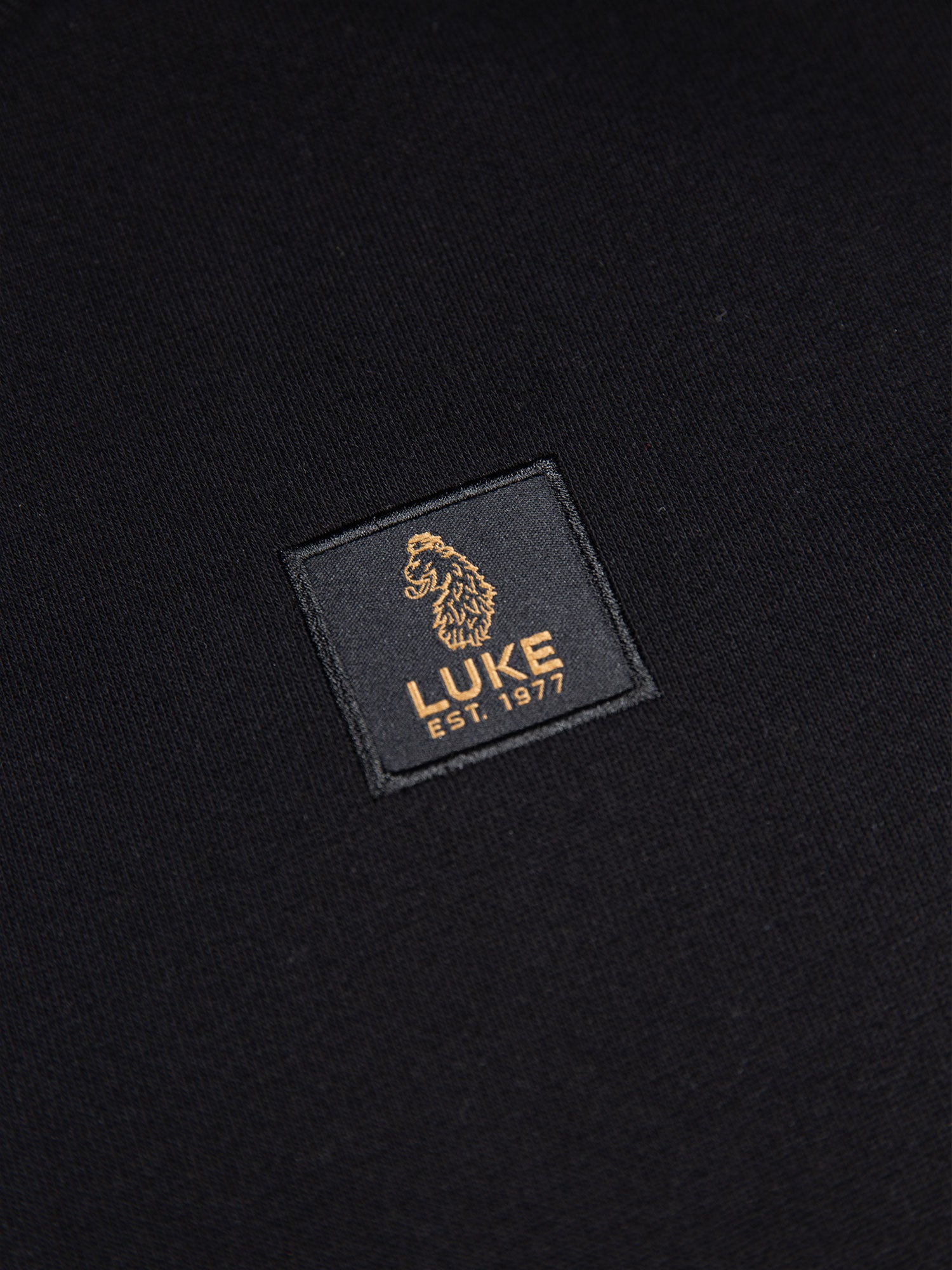 MASSACHUSETTS 1000 TAPE DETAIL SWEATSHIRT