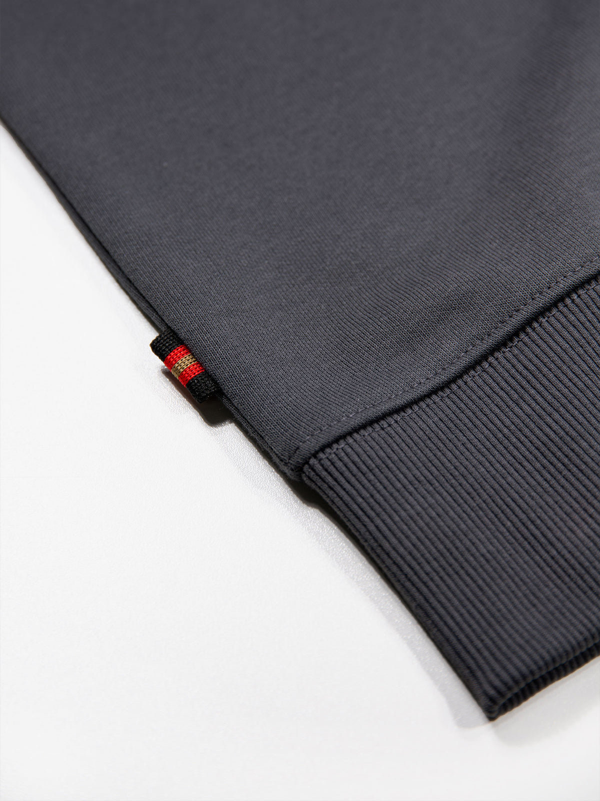 MEDELLIN COLLARED SWEAT