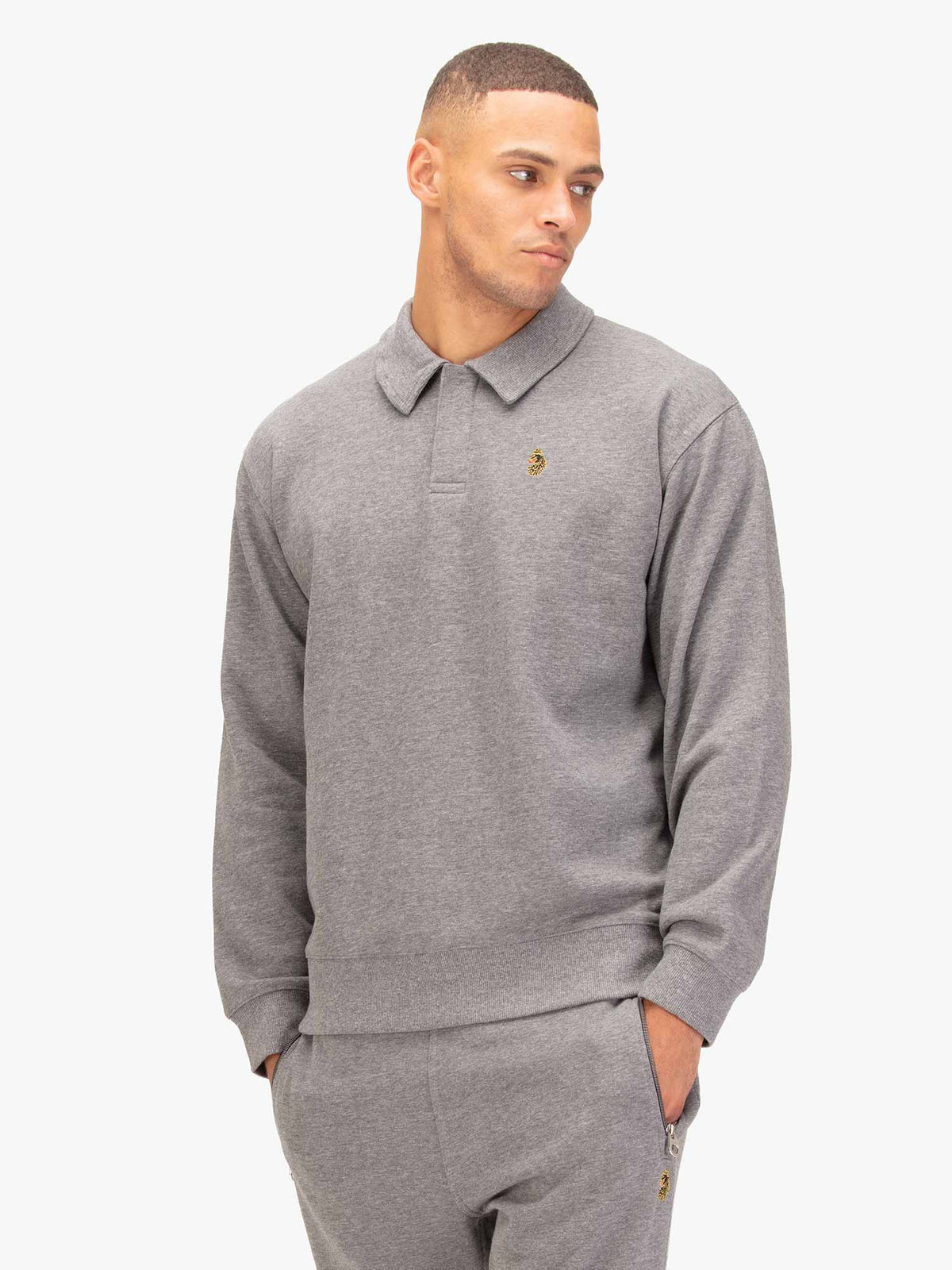 MEDELLIN COLLARED SWEAT