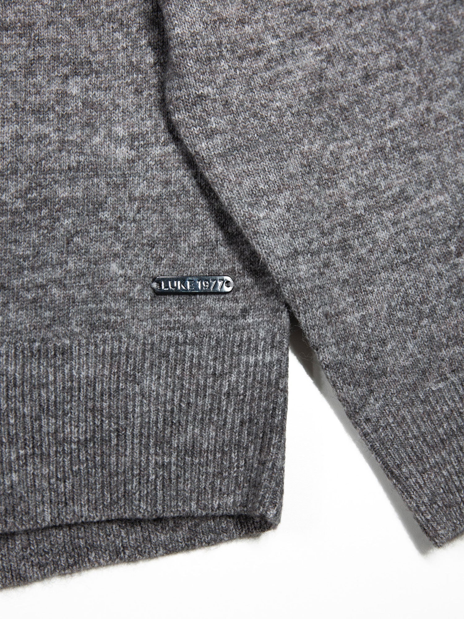 SALCOMBE CREW NECK KNITTED JUMPER