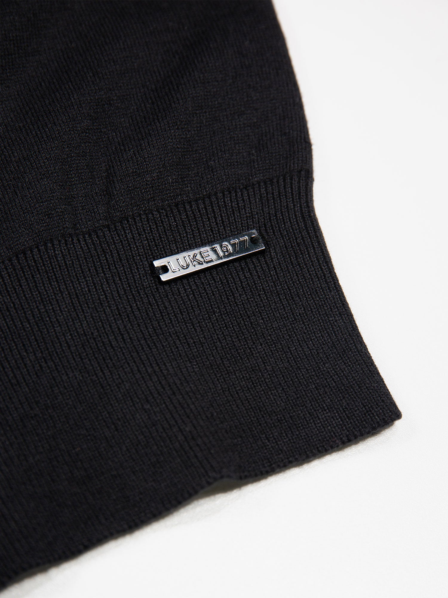 JENSON 1000 KNITTED JUMPER