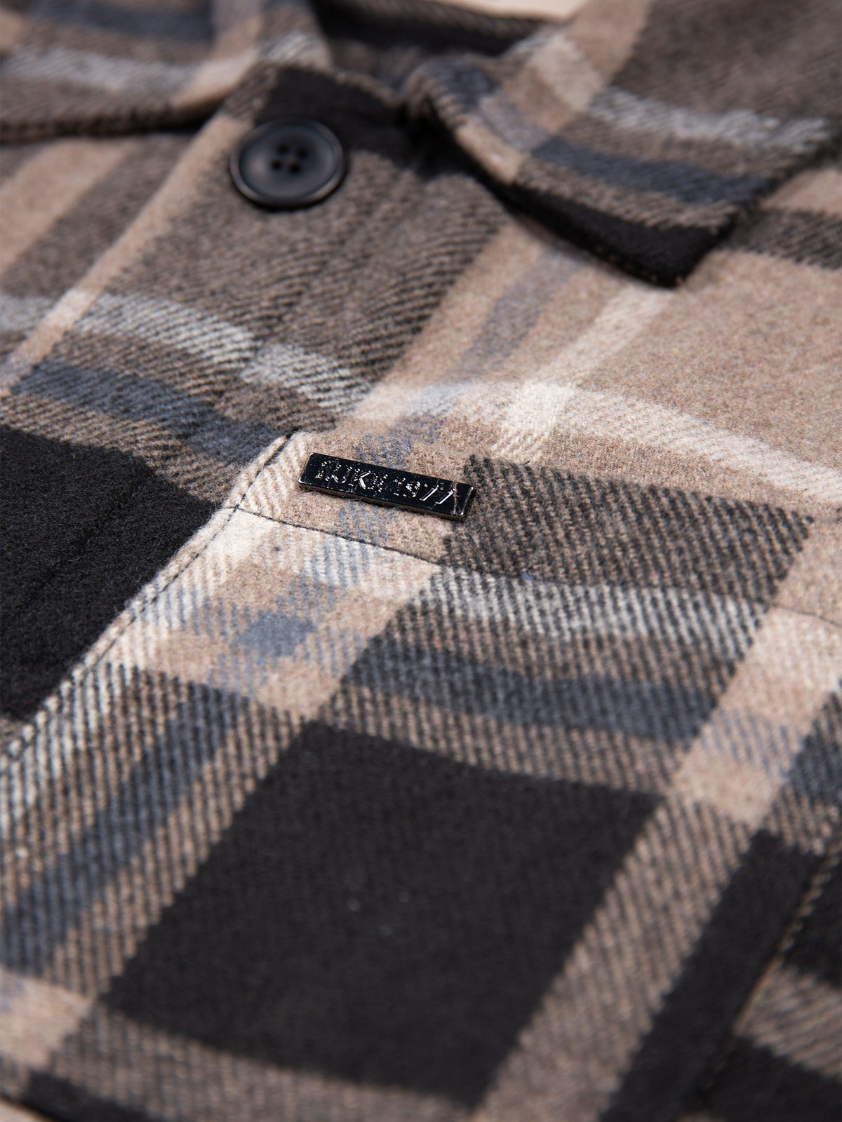 Men's beige jacket.