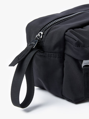 Men's black bag.